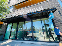 Charles Schwab - Photo 4 - Car repair in Vancouver, WA, Vancouver