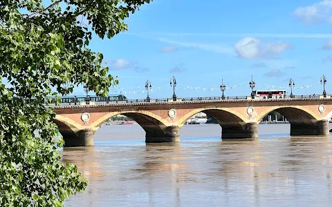 Pont de Pierre image