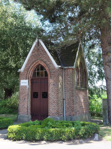 Beoordelingen van Kapel O-L-Vrouw van Zeven Weeën in Sint-Niklaas - Kerk