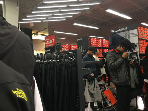 Sporting Goods Store «Nike Factory Store», reviews and photos, 810 Bergen Town Center #37, Paramus, NJ 07652, USA