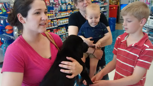 Pet Supply Store «Petco Animal Supplies», reviews and photos, 7040 Valley Creek Plaza, Woodbury, MN 55125, USA