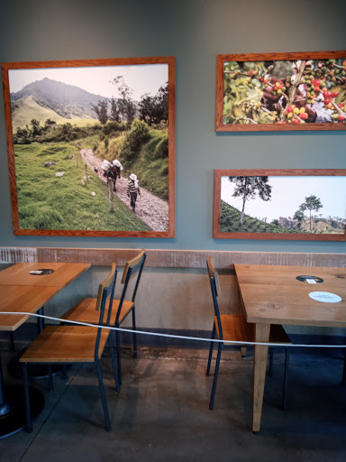 Coffee Shop «Starbucks», reviews and photos, 4108 13th St, St Cloud, FL 34769, USA