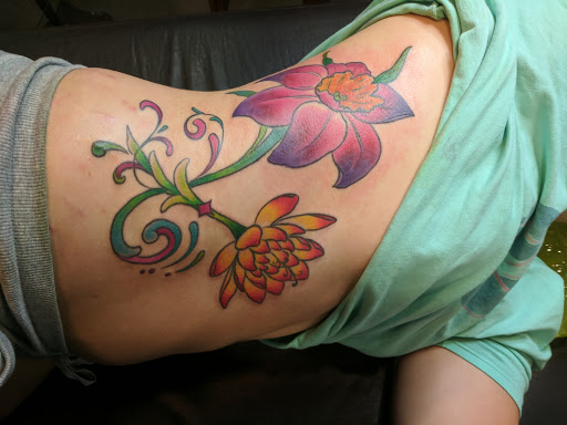 Tattoo Shop «Studio 21 Tattoo Gallery», reviews and photos, 6020 W Flamingo Rd, Las Vegas, NV 89103, USA