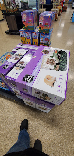 Pet Supply Store «PetSmart», reviews and photos, 351 N Frontage Rd, New London, CT 06320, USA