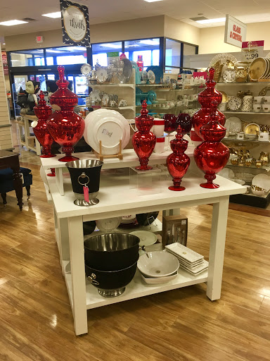 Department Store «HomeGoods», reviews and photos, 961 Lomas Santa Fe Dr, Solana Beach, CA 92075, USA