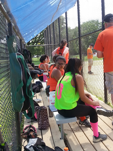 Park «Dunham Park», reviews and photos, 4638 N Melvina Ave, Chicago, IL 60630, USA