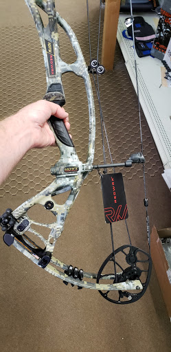 Outdoor Sports Store «D&R Sports Center», reviews and photos, 8178 W Main St, Kalamazoo, MI 49009, USA