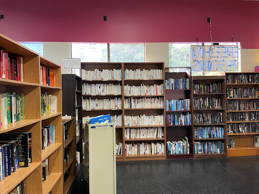 Thrift Store «Out of the Closet Oakland», reviews and photos, 238 E 18th St, Oakland, CA 94606, USA