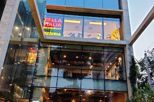 Bella Italia image