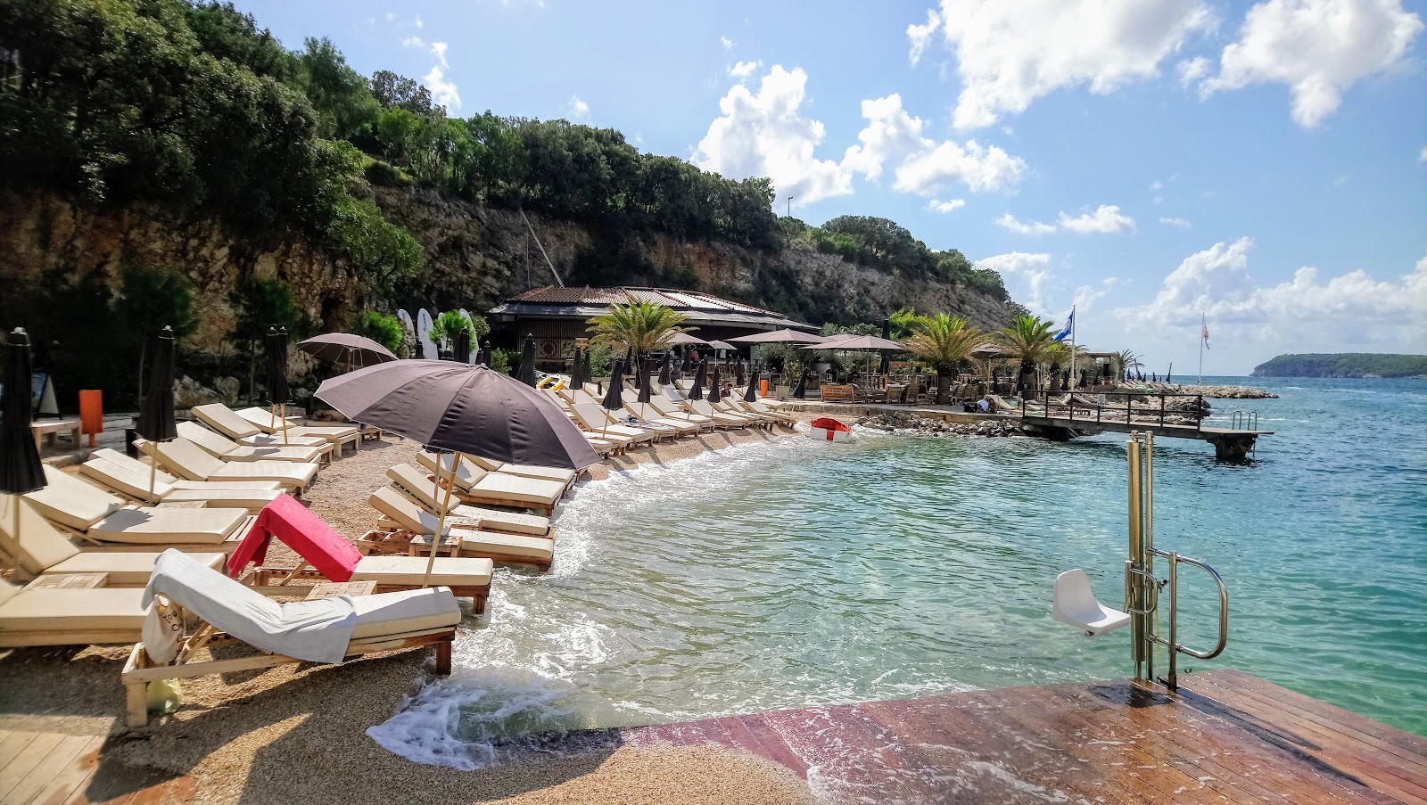 Photo of Cava beach beach resort area