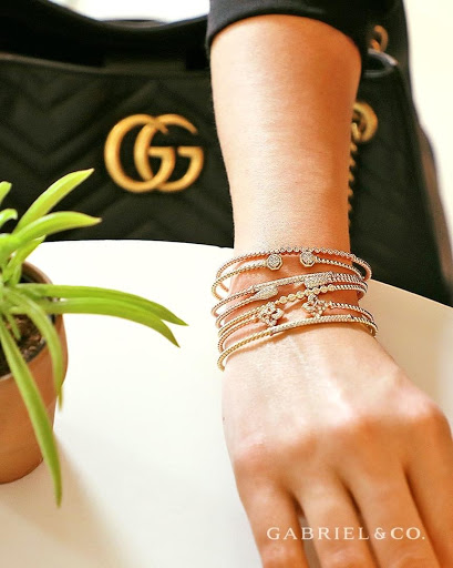 Jewelry Store «SVS Fine Jewelry», reviews and photos, 3323 Long Beach Rd, Oceanside, NY 11572, USA