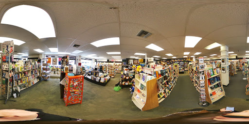 Book Store «Barrington Books», reviews and photos, 184 County Rd, Barrington, RI 02806, USA