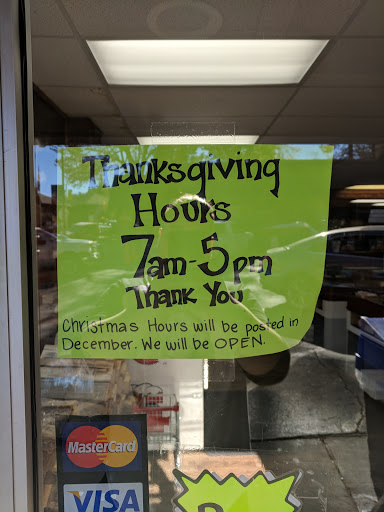 Grocery Store «Idyllwild Village Market, Deli & Pizzeria», reviews and photos, 26000 CA-243, Idyllwild, CA 92549, USA