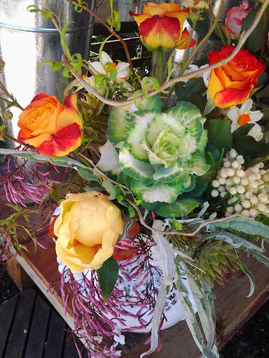 Florist «Misaghi Design . Orinda Florist», reviews and photos, 99 Brookwood Rd, Orinda, CA 94563, USA