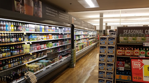 Grocery Store «Giant», reviews and photos, 1454 Chain Bridge Rd, McLean, VA 22101, USA