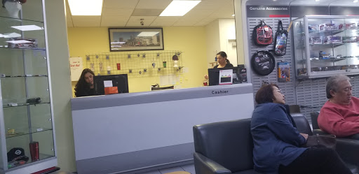 Nissan Dealer «Universal City Nissan», reviews and photos, 3550 Cahuenga Blvd W, Los Angeles, CA 90068, USA