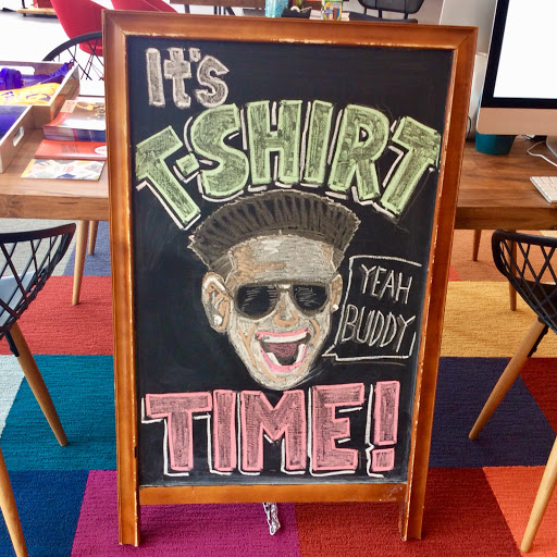 Custom T-shirt Store «CustomInk - Custom T-shirt Store - Richmond», reviews and photos, 3401 W Cary St, Richmond, VA 23221, USA