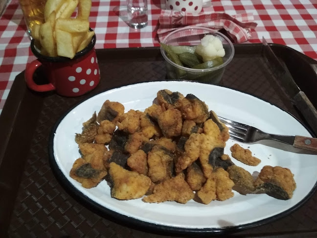 Comentarii opinii despre Csakhal Bisztró