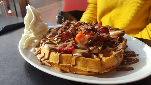 Ice cream parlours in Sheffield