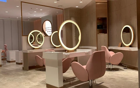Sisters Beauty Lounge- Mall of the Emirates image