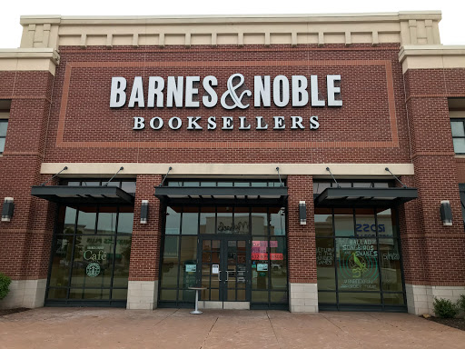 Book Store «Barnes & Noble», reviews and photos, 800 Settlers Ridge Center Dr, Pittsburgh, PA 15205, USA