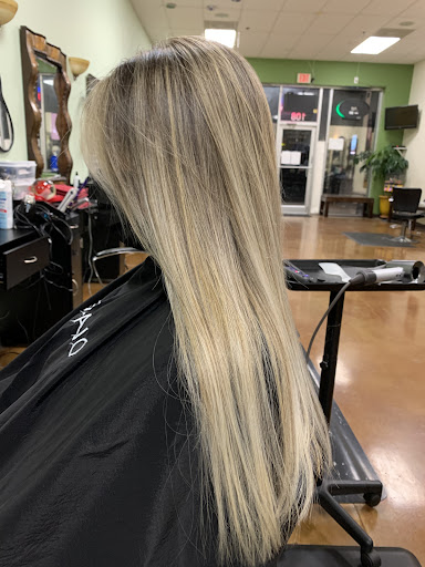 Beauty Salon «Clip & Flip Hair Salon», reviews and photos, 8802 Potranco Rd #108, San Antonio, TX 78251, USA