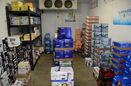 Liquor Store «Red Barn Liquors», reviews and photos, 1731 Us 31W Byp, Bowling Green, KY 42101, USA