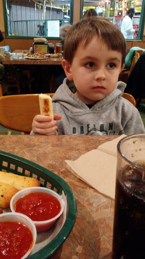 Pizza Restaurant «Roaring Rapids Pizza Company», reviews and photos, 4006 Franklin Blvd, Eugene, OR 97403, USA