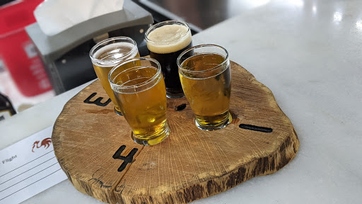 Hamburger Restaurant «Mountain Fresh Grocery Inc», reviews and photos, 521 Main St, Highlands, NC 28741, USA