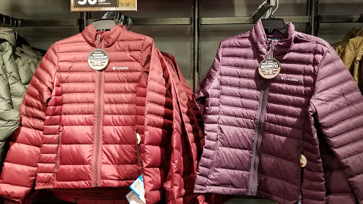 Sportswear Store «Columbia Sportswear Outlet Store», reviews and photos, 2950 I-20 Frontage Rd #1000, Grand Prairie, TX 75052, USA