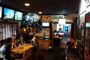 Buffalo Gap Saloon & Eatery: Restaurant & Bar