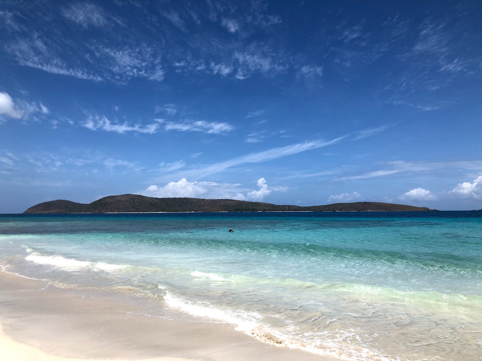 Φωτογραφία του Zoni beach με επίπεδο καθαριότητας πολύ καθαρό