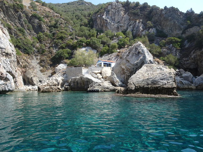 Εκκλησία Παναγία η Κρυφτή - Πλωμάρι