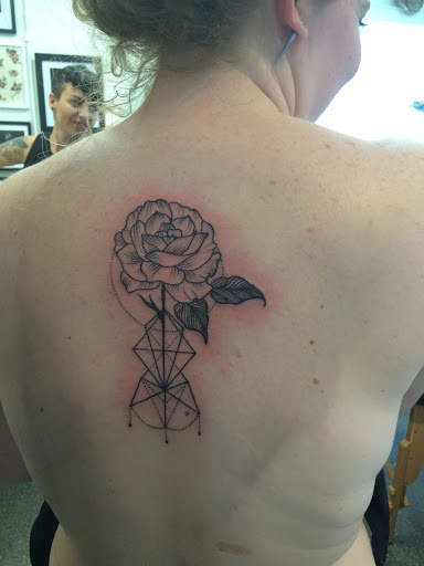 Tattoo Shop «Heart of Gold Body Arts», reviews and photos, 218 5th Ave W, Hendersonville, NC 28739, USA