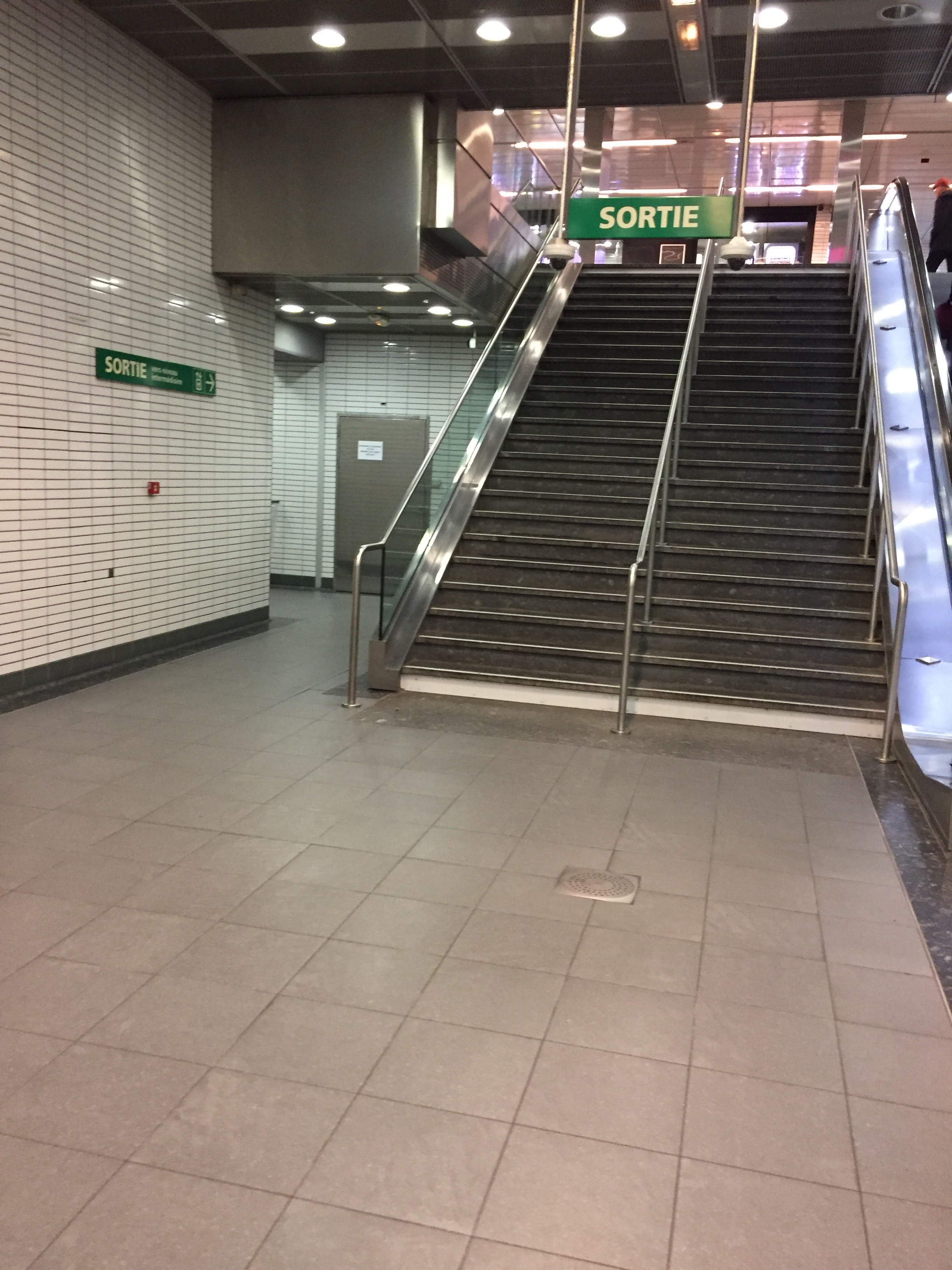 Photo n° 7 de l'avis de Vlad. fait le 27/11/2018 à 17:37