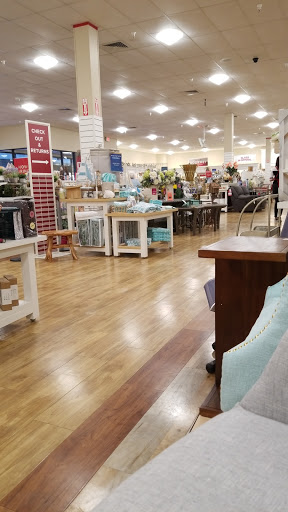 Department Store «HomeGoods», reviews and photos, 4155 9th St N, Naples, FL 34103, USA