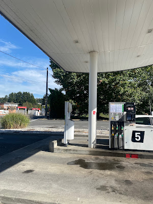 Intermarché station-service Pouzac à Pouzac