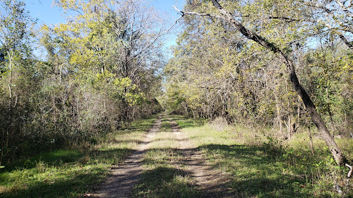 Noble Road Trail Parking Lot
