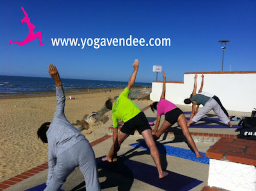 Cours de yoga La Tranche sur Mer face mer/ Hotel *** Les Dunes/ Séjour bien-être pro et particulier à La Tranche-sur-Mer