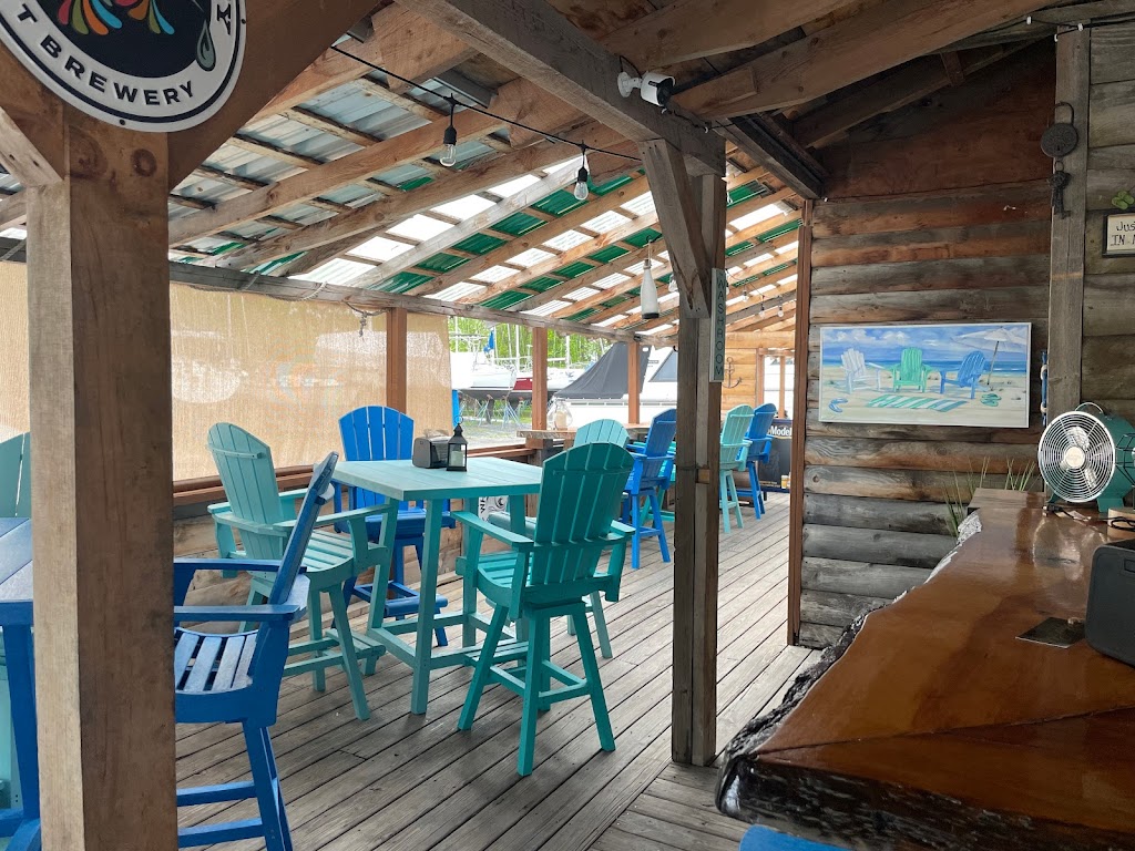 Drifter's Boathouse Restaurant 05474