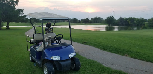 Golf Course «Broadmoore Golf Course», reviews and photos, 500 Willow Pine Dr, Moore, OK 73160, USA