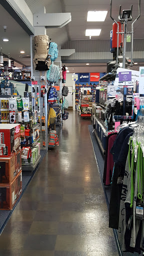 Sporting Goods Store «Big 5 Sporting Goods - SeaTac Village», reviews and photos, 1916 S. 320th, Federal Way, WA 98003, USA