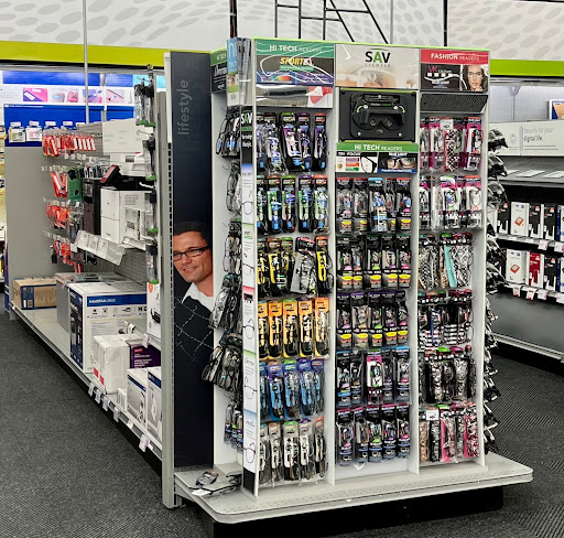 Office Supply Store «Staples», reviews and photos, 1075 N Main St, Warrington, PA 18976, USA