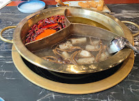 Soupe du Restaurant asiatique trois saveurs chinese fondue à Paris - n°18