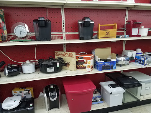 Thrift Store «The Salvation Army Family Store & Donation Center», reviews and photos, 423 E Michigan Ave, Saline, MI 48176, USA