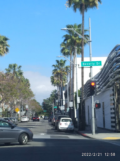 Cosmetics Store «SEPHORA», reviews and photos, 270 N Beverly Dr, Beverly Hills, CA 90210, USA