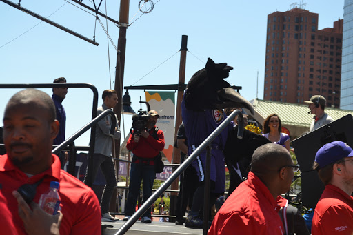 Clothing Store «Gap», reviews and photos, 200 E Pratt St, Baltimore, MD 21202, USA