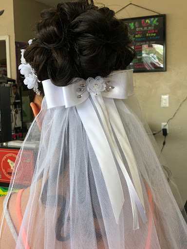 Hair Salon «Nuevo Look Beauty Salon», reviews and photos, 228 Martha St, Euless, TX 76040, USA