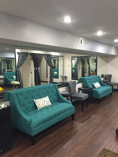 Bridal Shop «MK Bridal», reviews and photos, 1255 W Battlefield Rd, Springfield, MO 65807, USA