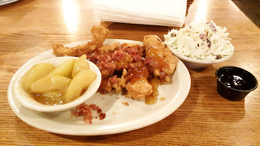 American Restaurant «Cracker Barrel Old Country Store», reviews and photos, 5035 Hinkleville Rd, Paducah, KY 42001, USA